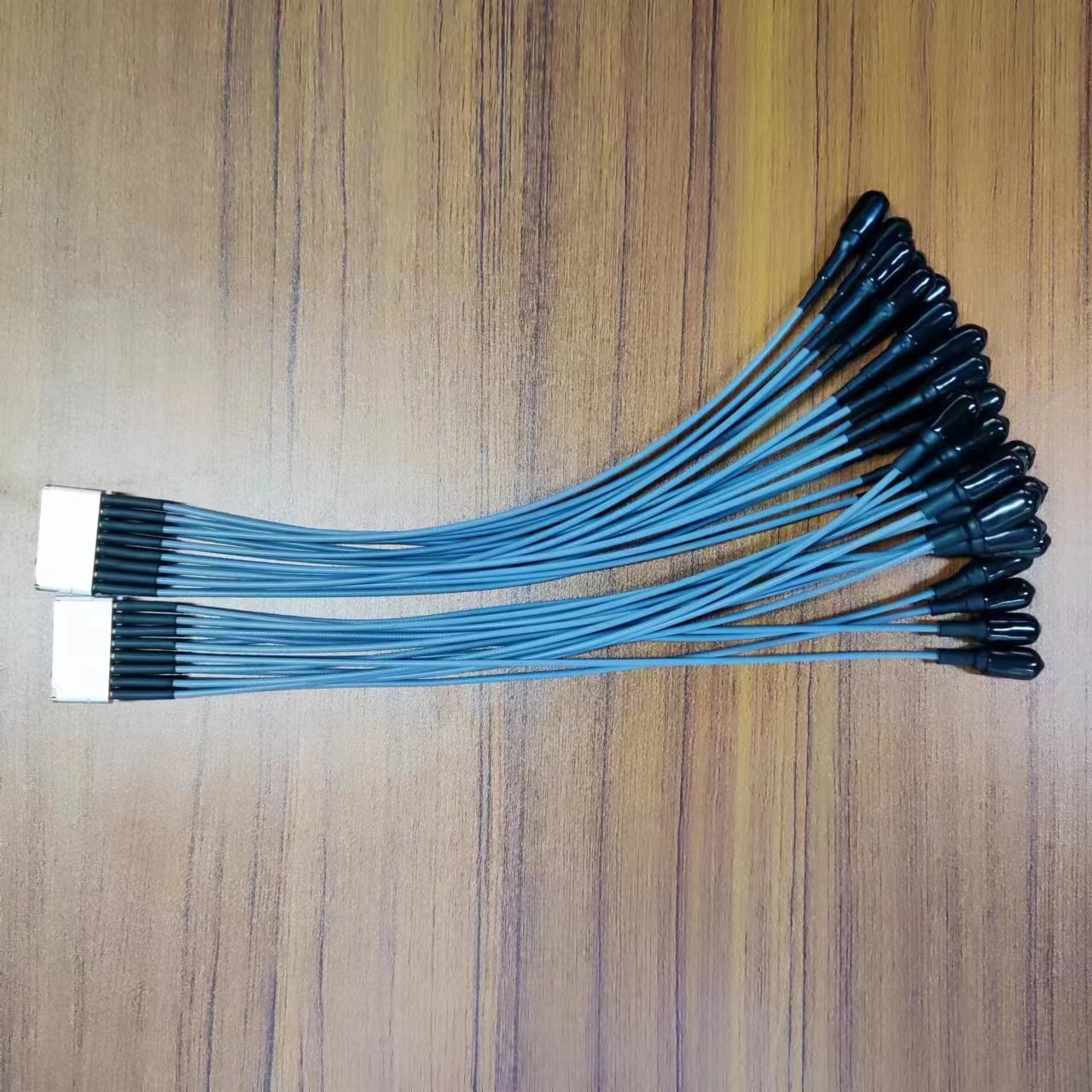 誤碼儀集束型低損耗電纜組件SYO670